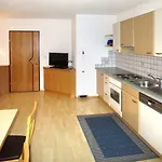 아파트 Kraftreich Apartments-7 By Interhome *